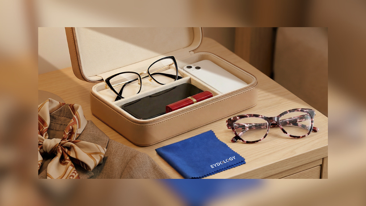 the digital eye lift why tech savvy moms are rethinking their everyday eyewear