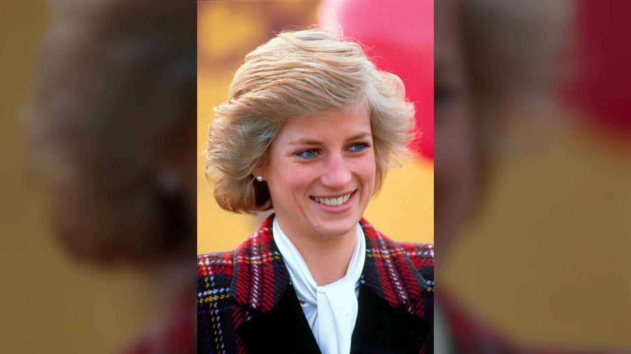 Image of Princess Diana joined Prince Harry's sports race.