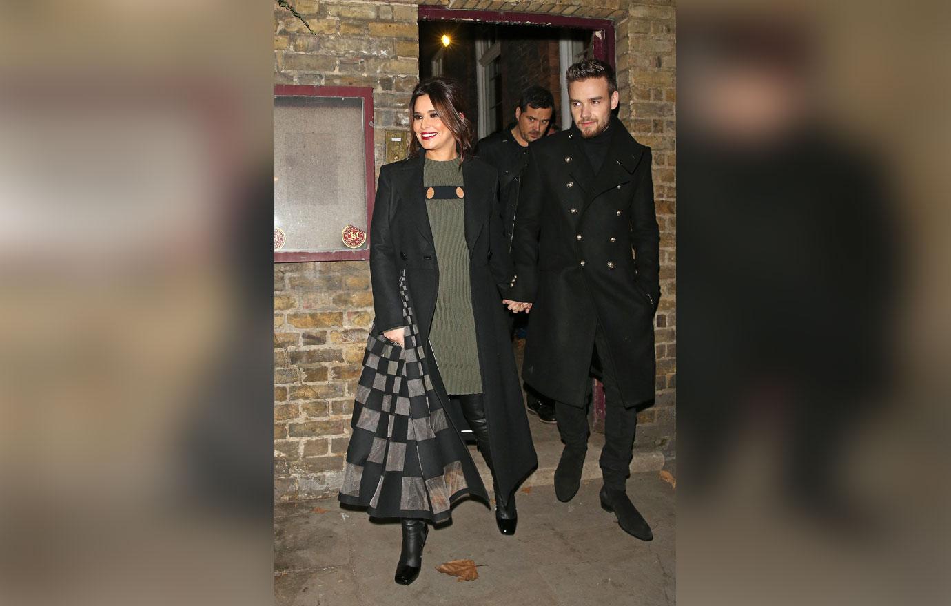 Pregnant Cheryl and Liam Payne turn on Christmas lights at St. James Church