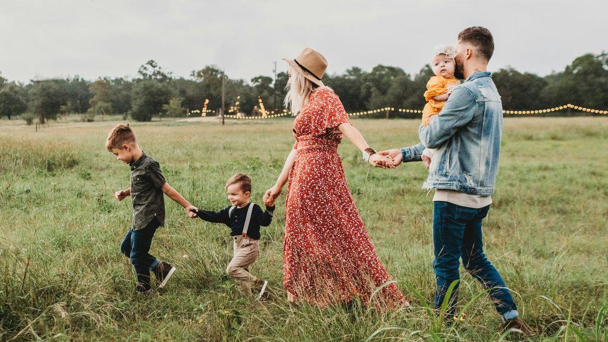 Image of Experts said long-term growth of these savings account depends on steady contributions.