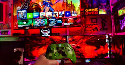 how online gaming officially moved from gamer hobby to pop culture lifestyle