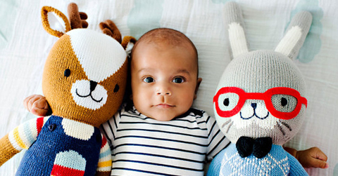 Kind cuddle social media