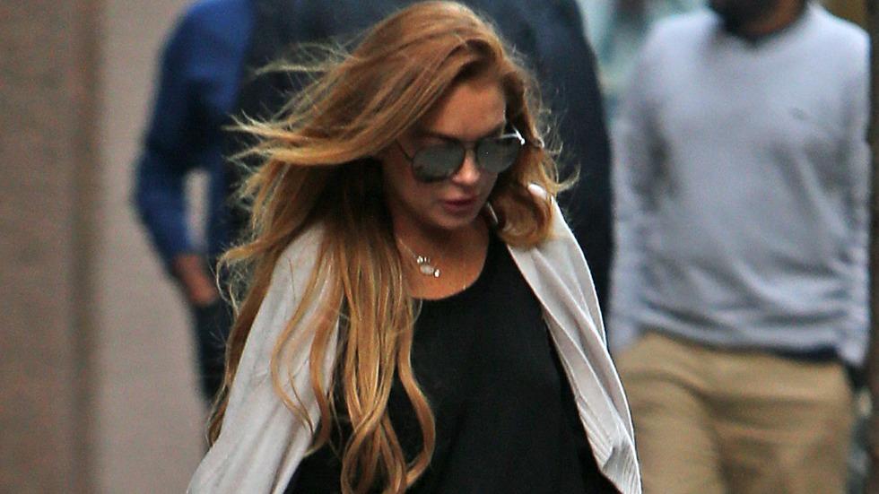 WATCH: Lindsay Lohan Checks Out Of New York City Apartment Amid ...