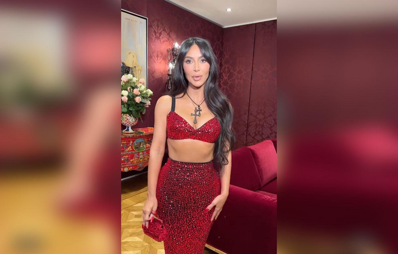 Kim Kardashian Struggles with Stairs in Skintight Dolce & Gabbana