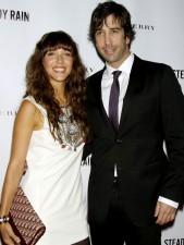 David Schwimmer Confirms Engagement to Zoe Buckman