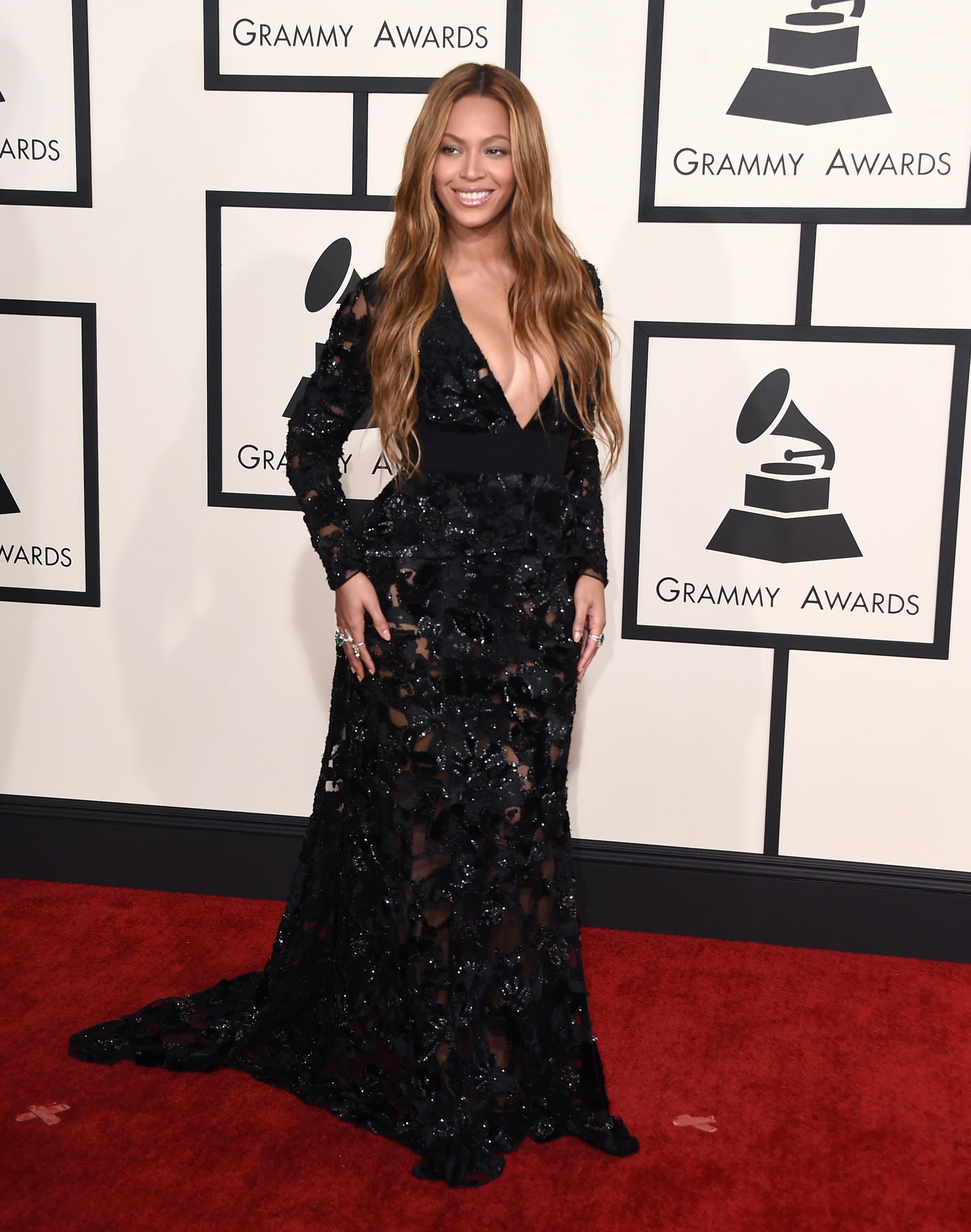 How Low Can They Go? Extreme Cleavage The Hottest Trend On The 2015 Grammy  Red Carpet