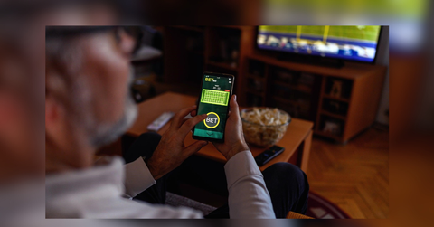 using mobile betting apps pros cons and key features to consider