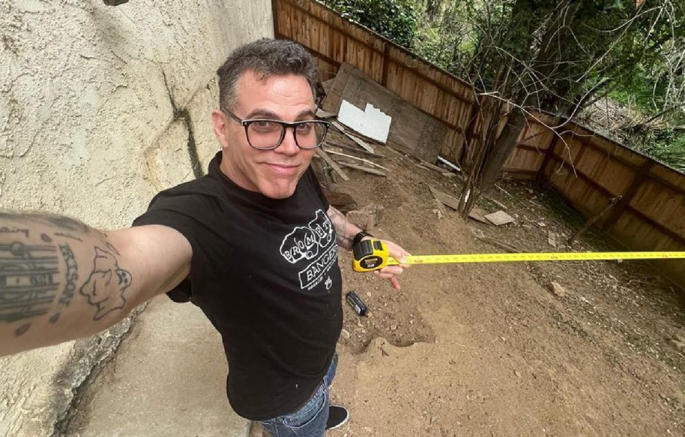 steve o admits freaked out committed getting job comedy bit