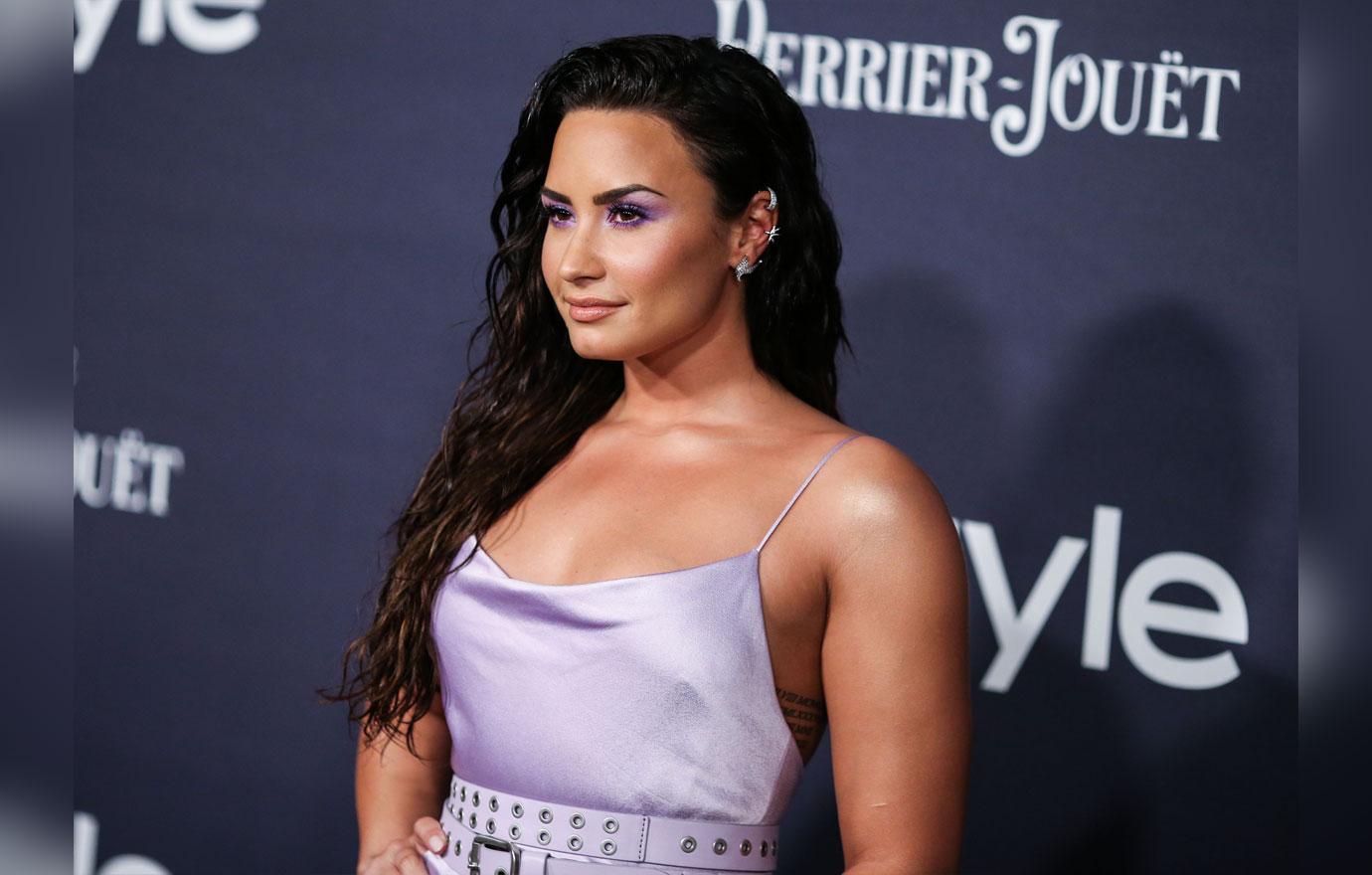 ‘Pregnant’ Demi Lovato Debuts Her Baby Bump On ‘Will And Grace’