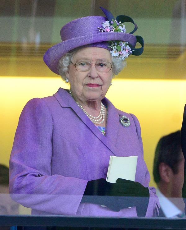 ok_071713_queen-elizabeth