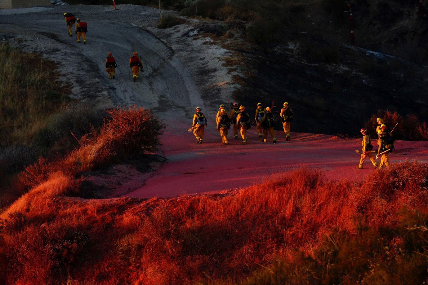 Johnny Galecki Home California Fire 05