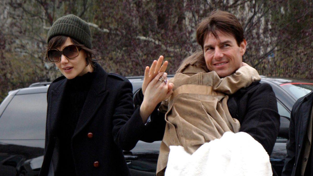 Image of A source told 'OK!' that Tom Cruise is looking to amend his relationship with his daughter.