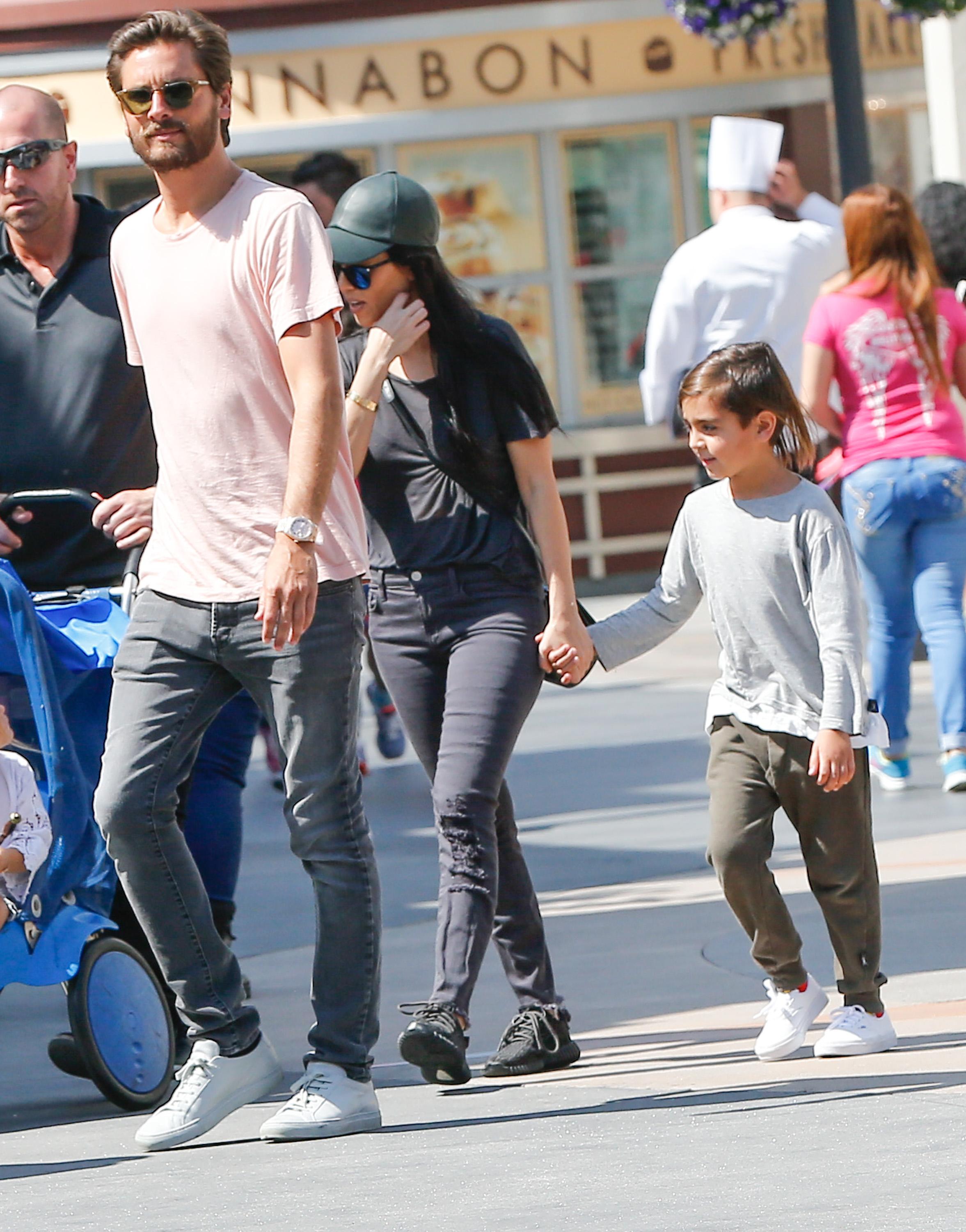 Exclusive&#8230; Scott Disick, Kourtney Kardashian &amp; Family At The Wizarding World of Harry Potter ***NO WEB USE W/O PRIOR AGREEMENT &#8211; CALL FOR P