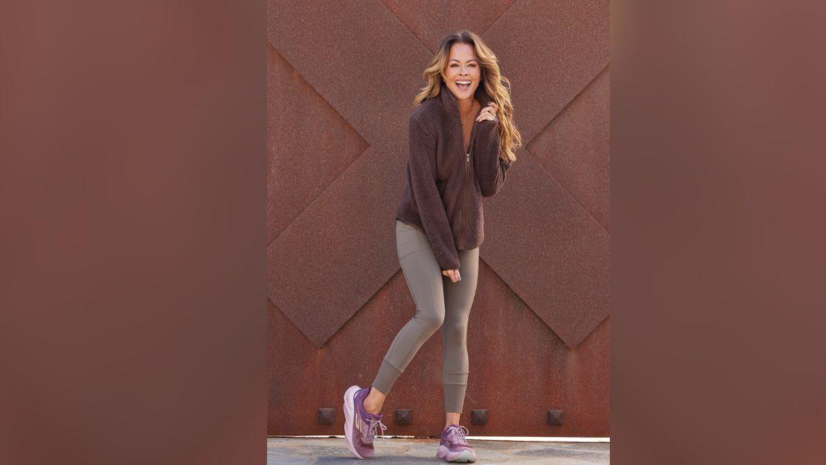 image of Brooke Burke loves her Sketchers! 
