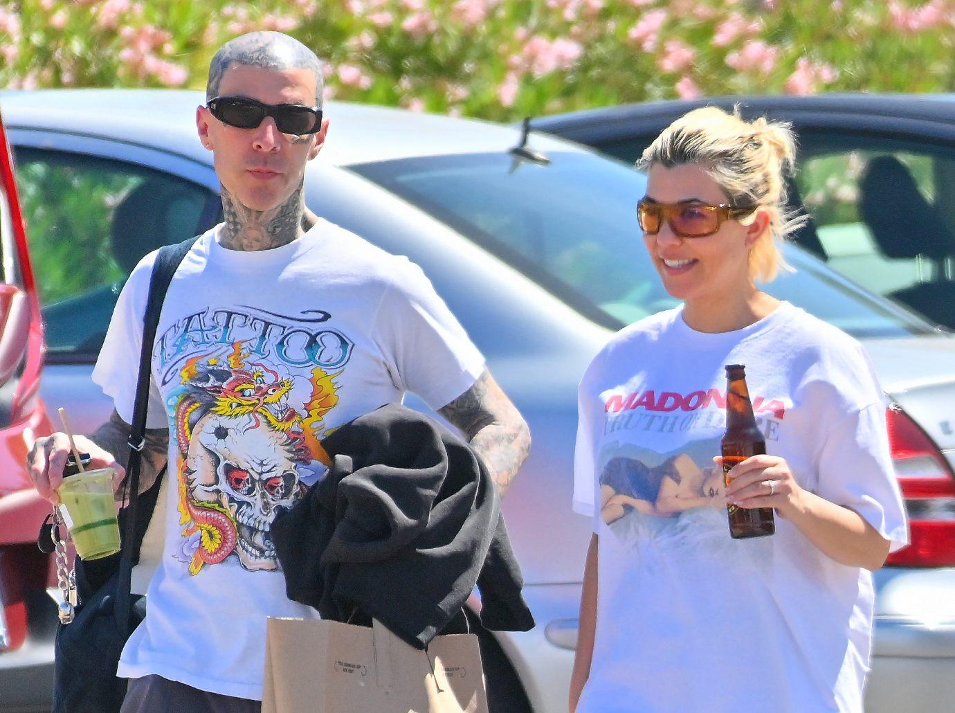 travis barker kourtney kardashian became close workout buddies