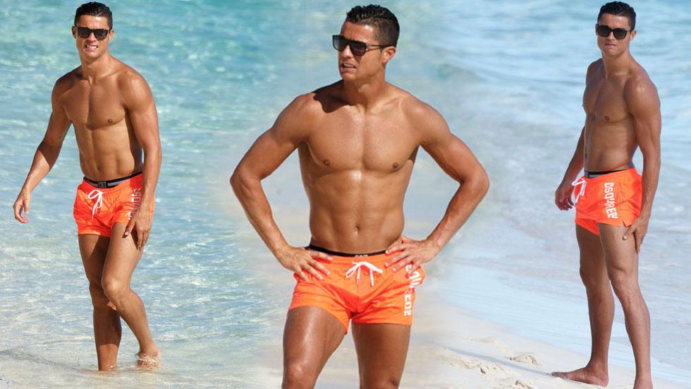 Как сейчас выглядит криштиану роналду Cristiano Ronaldo Flaunts Insanely Buff Bod With Son On Beach!