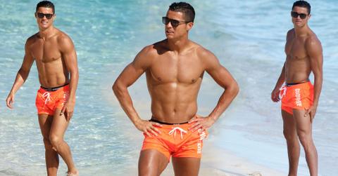 Cristiano ronaldo shirtless beach photos