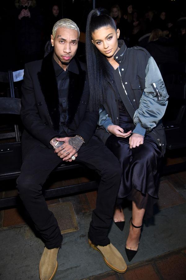 Kylie jenner tyga kiss date weekend 01