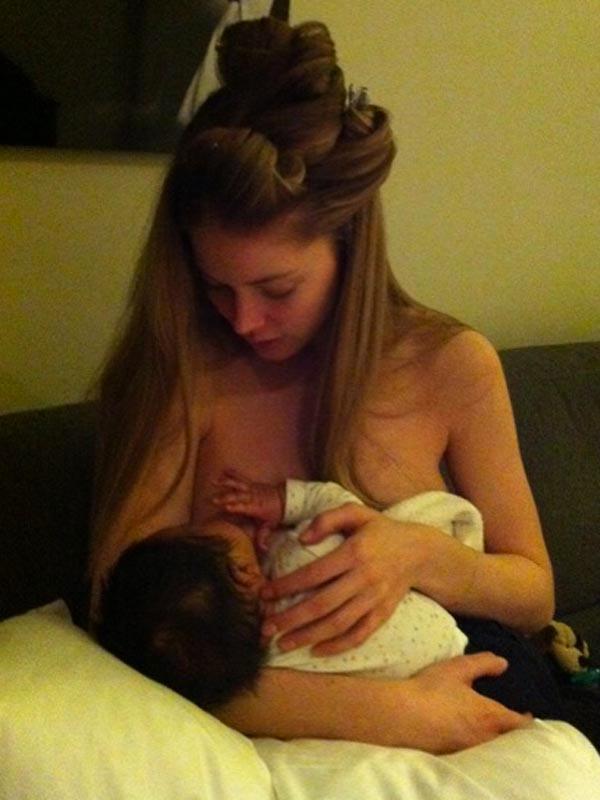 Doutzen kroes breastfeeding