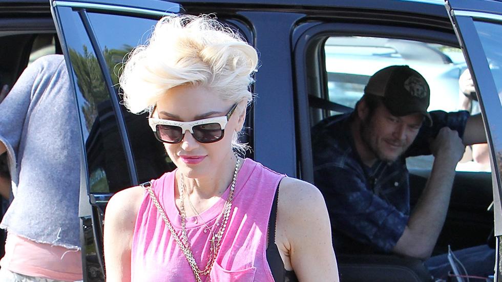 gwen stefani blake shelton dating engaged