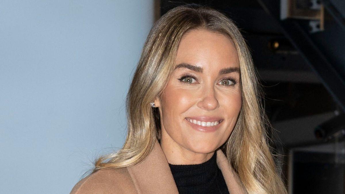 Image of Kristin Cavallari revealed her sons started small businesses washing windows and garbage cans to earn money.