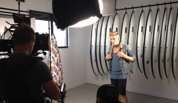 Cody simpson surfboard video