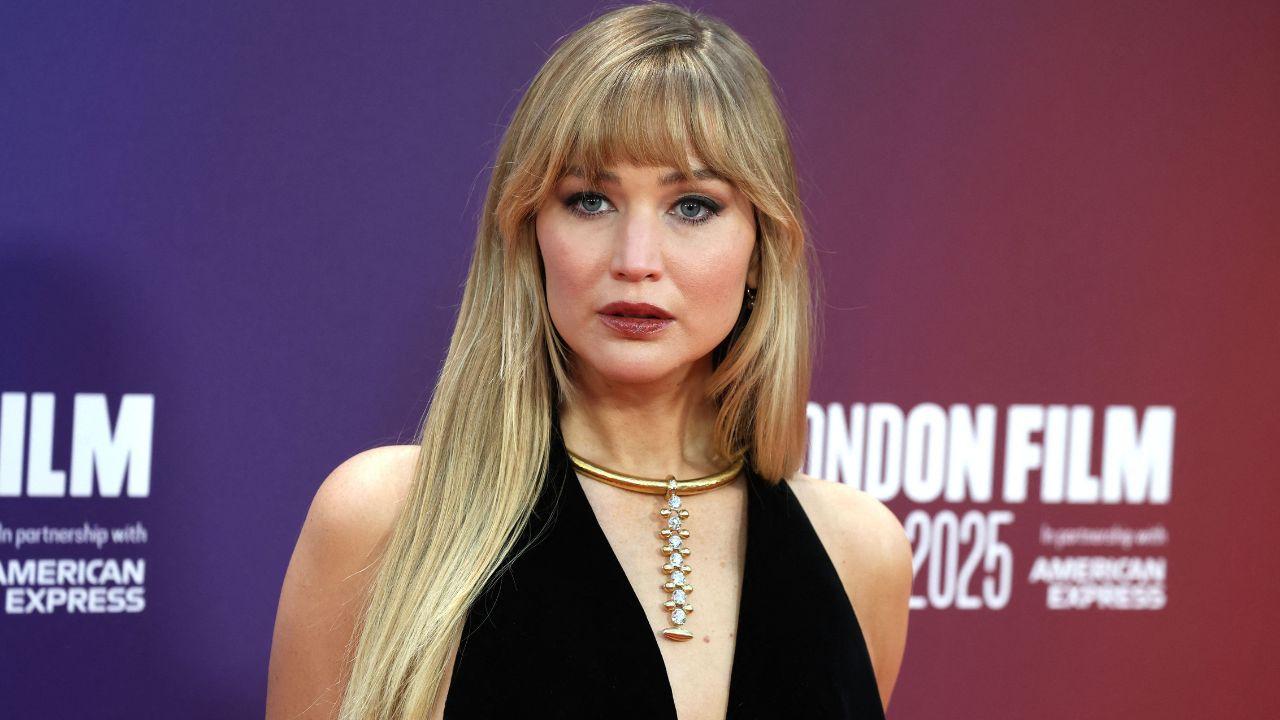 Image of Jennifer Lawrence joked she would 'love' to try buccal fat removal but fears the procedure would be too obvious.