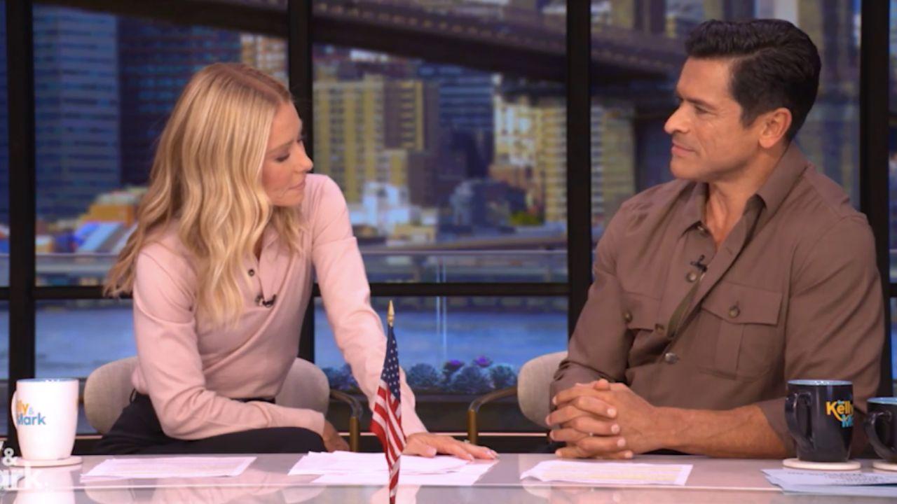 Image of Mark Consuelos told Kelly Ripa that Pringles is giving away a special urn to one fan.