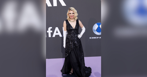 tina win makes cannes debut hits amfar gala with best friend tara reid and takes new york at tribeca