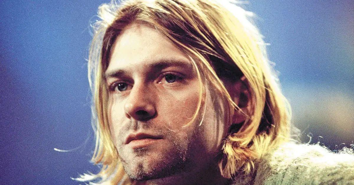 courtney love friend with benefits wont reveal name jealousy