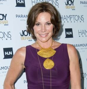 2010__10__luann_delesseps105 294&#215;300.jpg