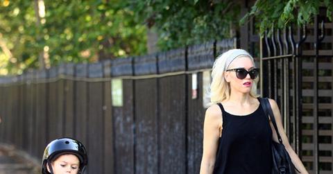 2011__09__gwen stefani sept28 6.jpg