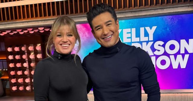 mario lopez nyc looks great kelly clarkson move