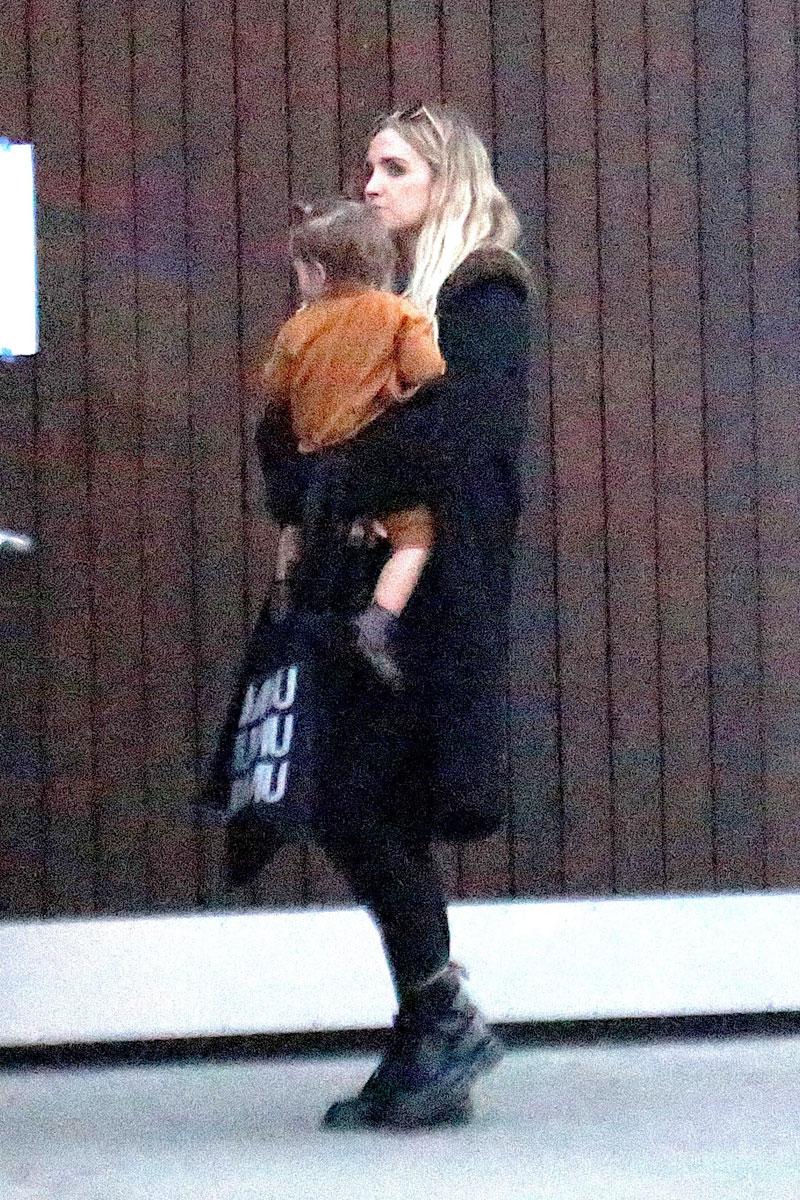 ashlee simpson evan ross family kids 03