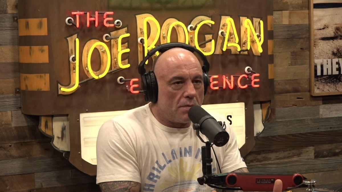 Photo of Joe Rogan claimed that Donald Trump was trying to 'distract' Americans from the war in Iran. 