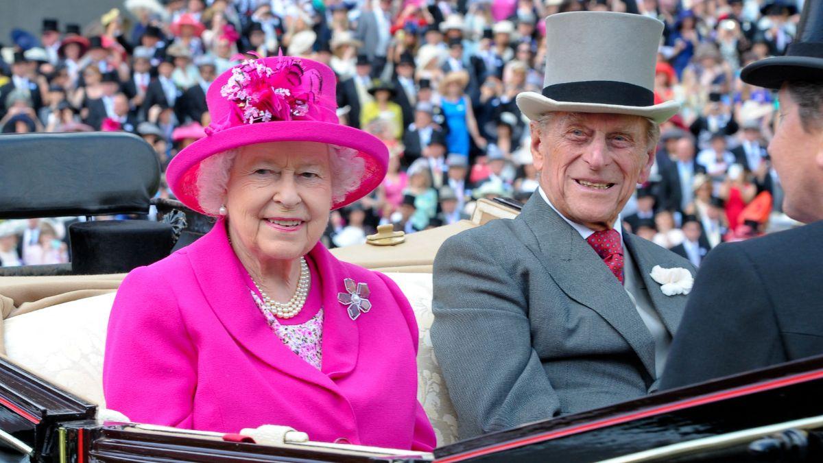 image of queen Elizabeth and prince Philip 