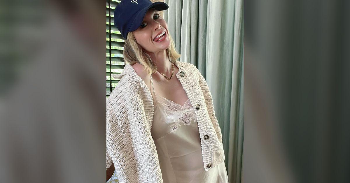 Image of January Jones attended an event with her son in July.