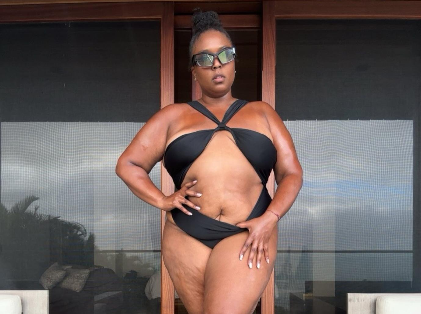 lizzo mocks ozempic users natural weight loss journey photos