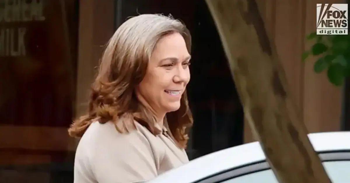 julie chrisleys son chase knew back blonde keep brunette gray post prison