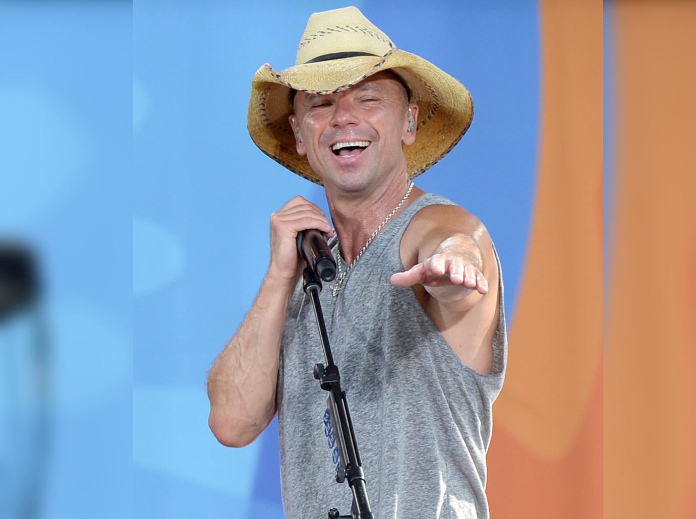 country gallery kenny chesney