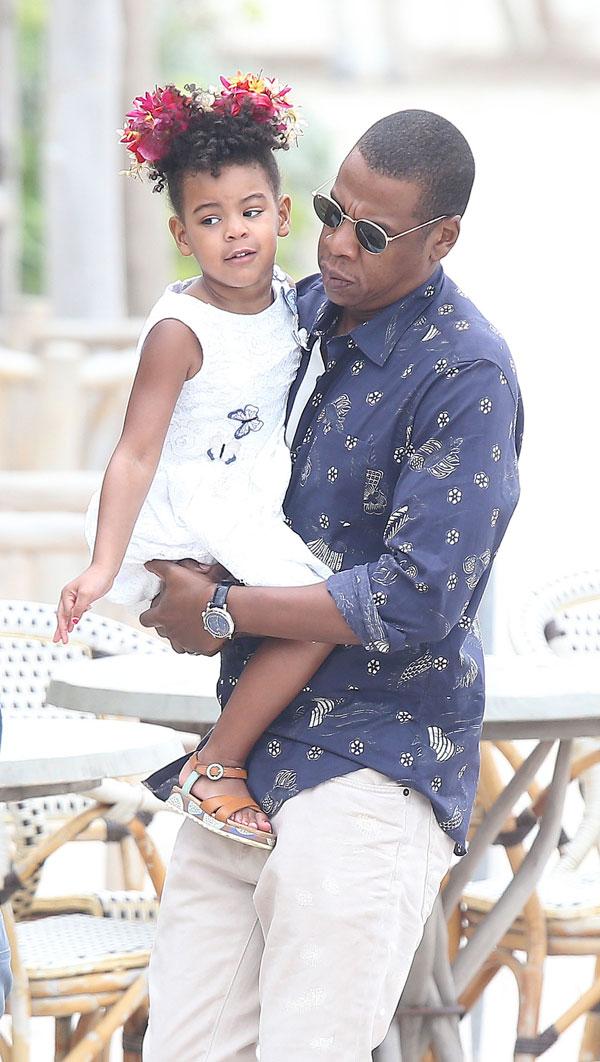 Adorable blue ivy1