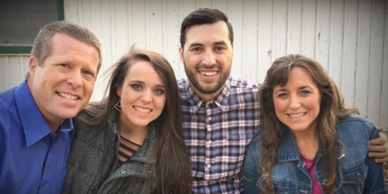 Jinger duggar reveal pregnant baby girl hero