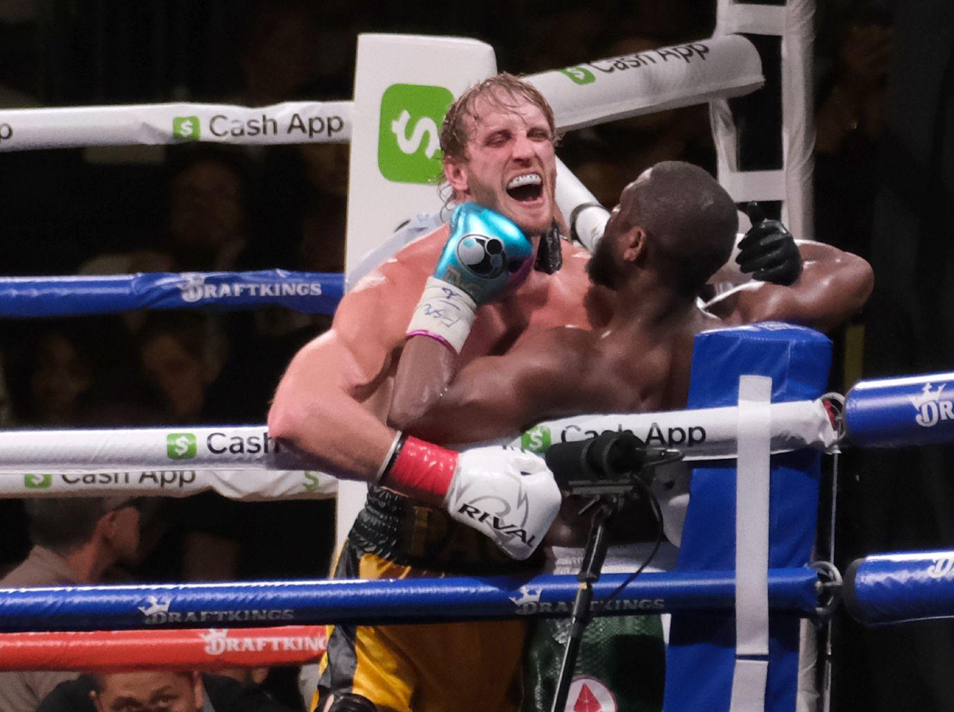 logan floyd fight pic gallery