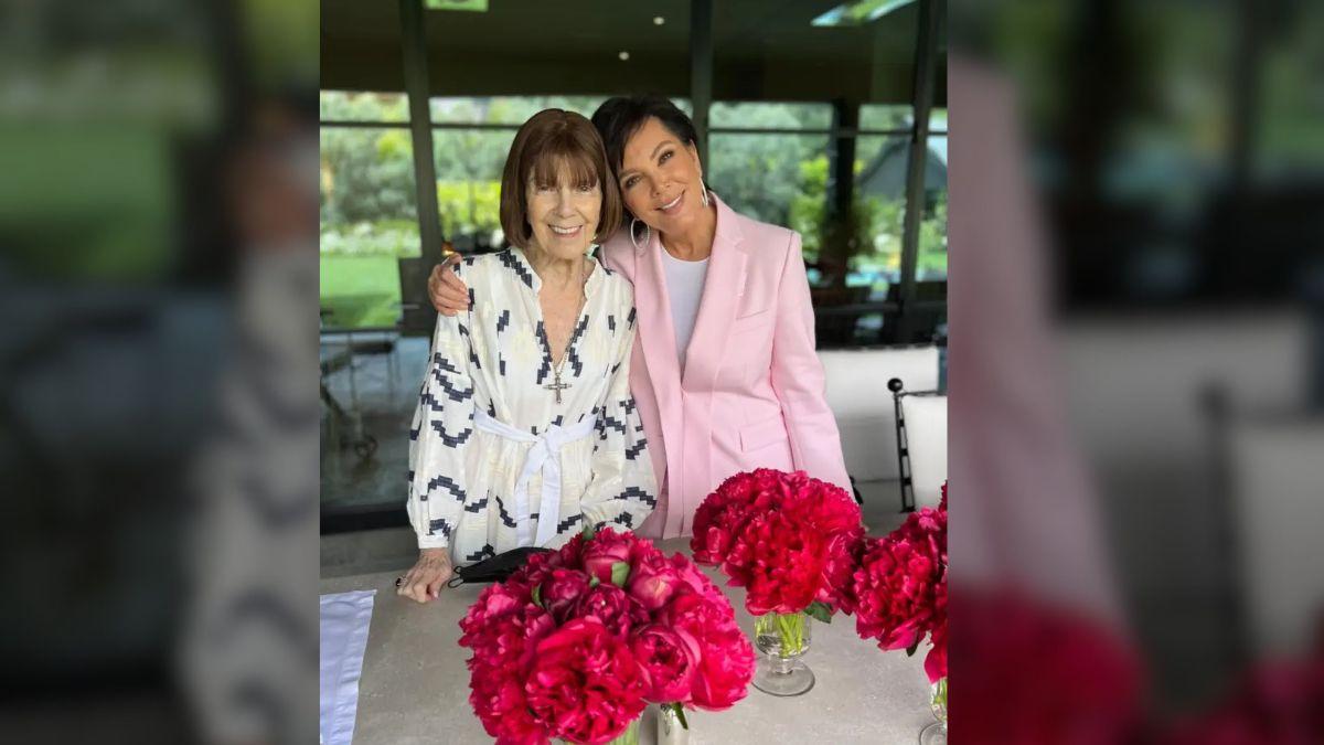 Photo of Kris Jenner and MJ.