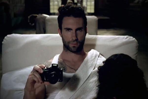 Things Adam Levine Does Amazingly Well Other Than Singing