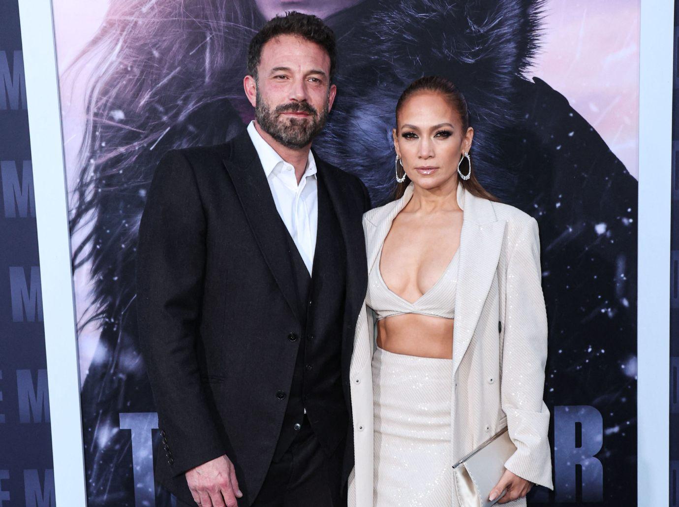 jennifer lopez ben affleck dont hate each other difficult times