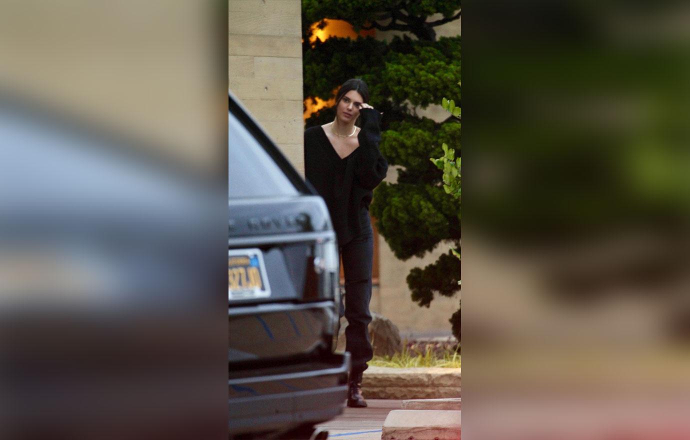 Kendall Jenner Hides Face Home Wrecking Scandal Pics 04