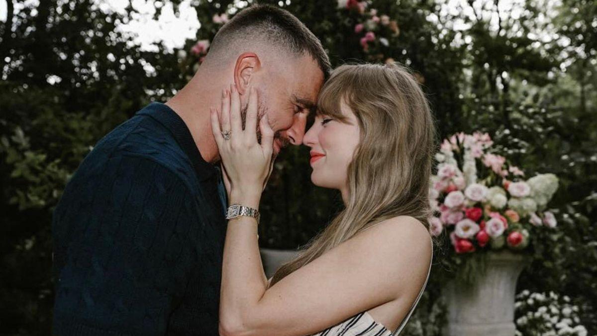 Photo of Travis Kelce and Taylor Swift