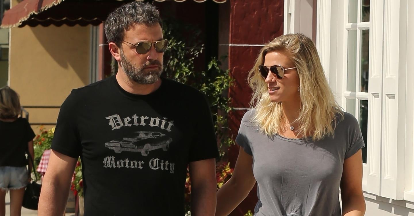 Ben Affleck & Lindsay Shookus Go Arm-In-Arm To Breakfast