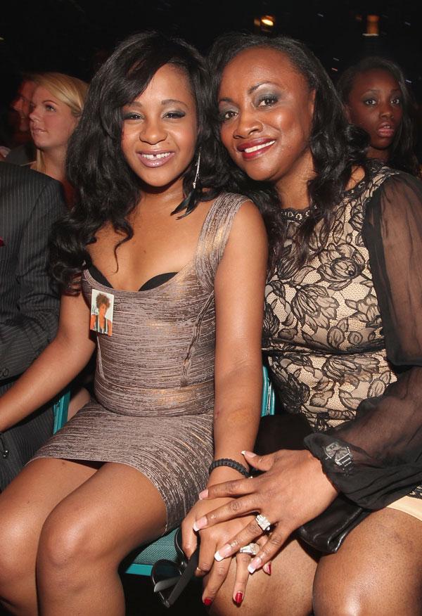 Bobbi kristina brown estate divided cissy houston uncles